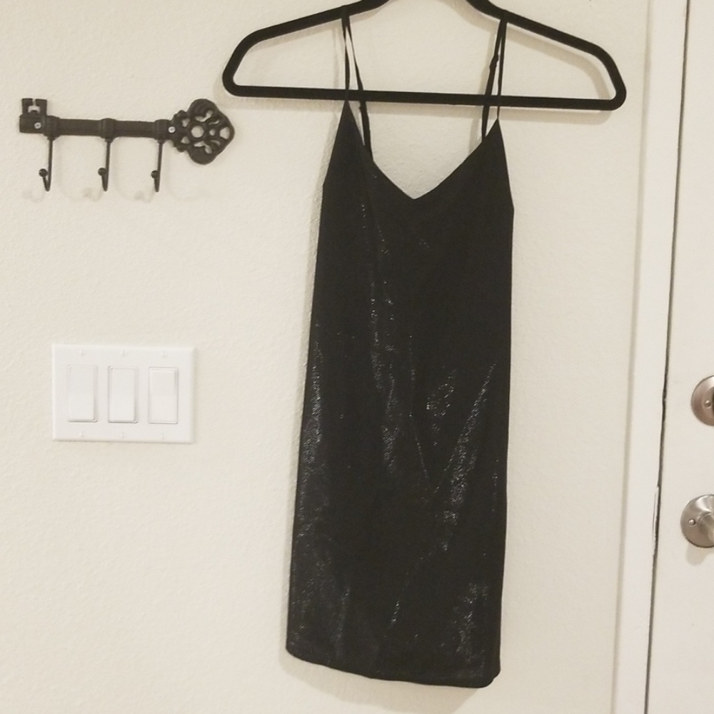 Black straight dress LBD